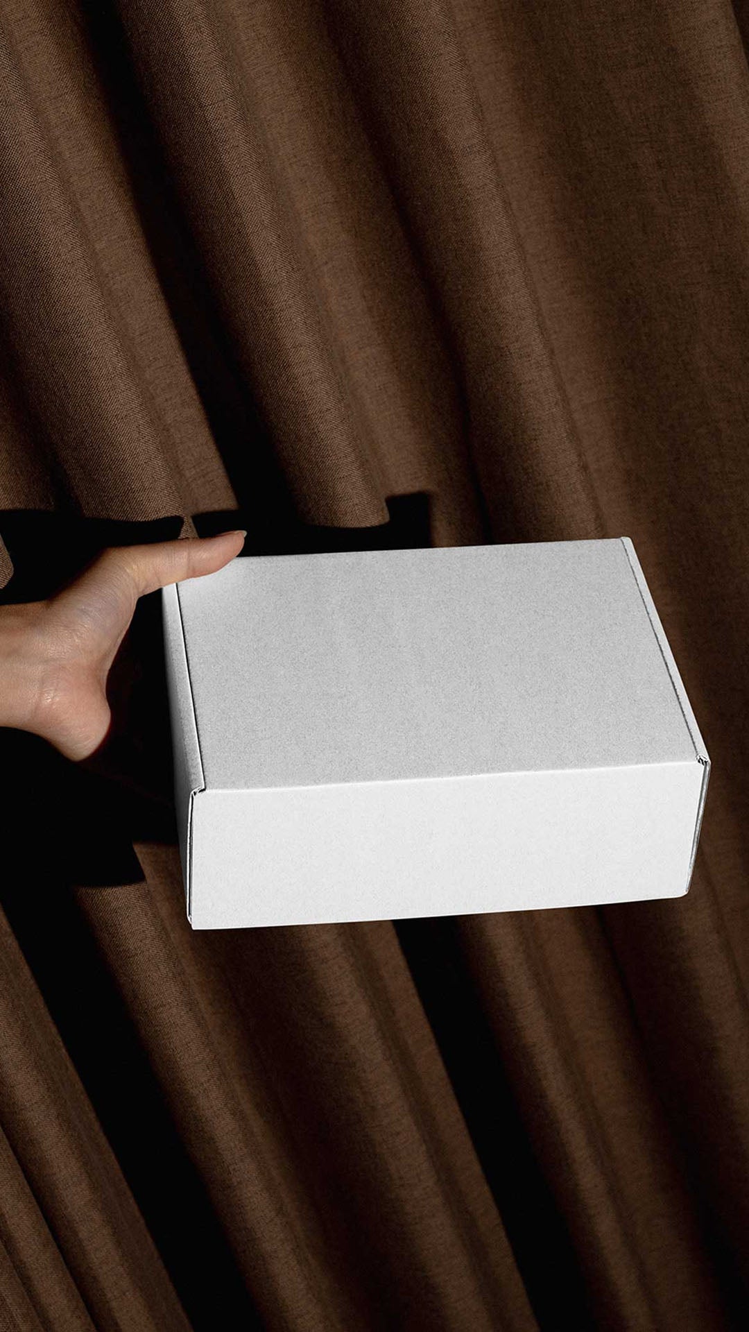 Box Mockup 03 Akoya Mockups