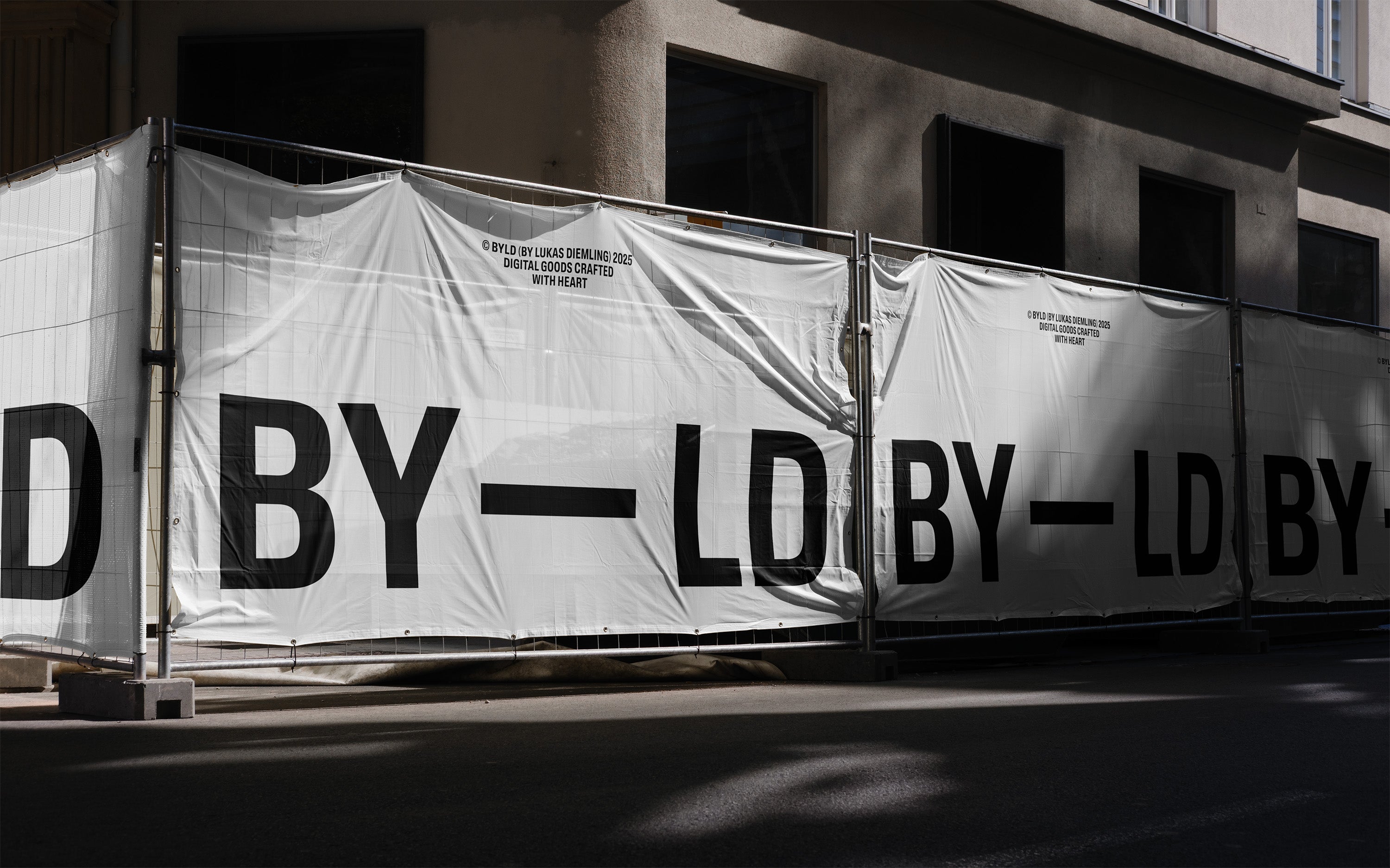 Hoarding 03