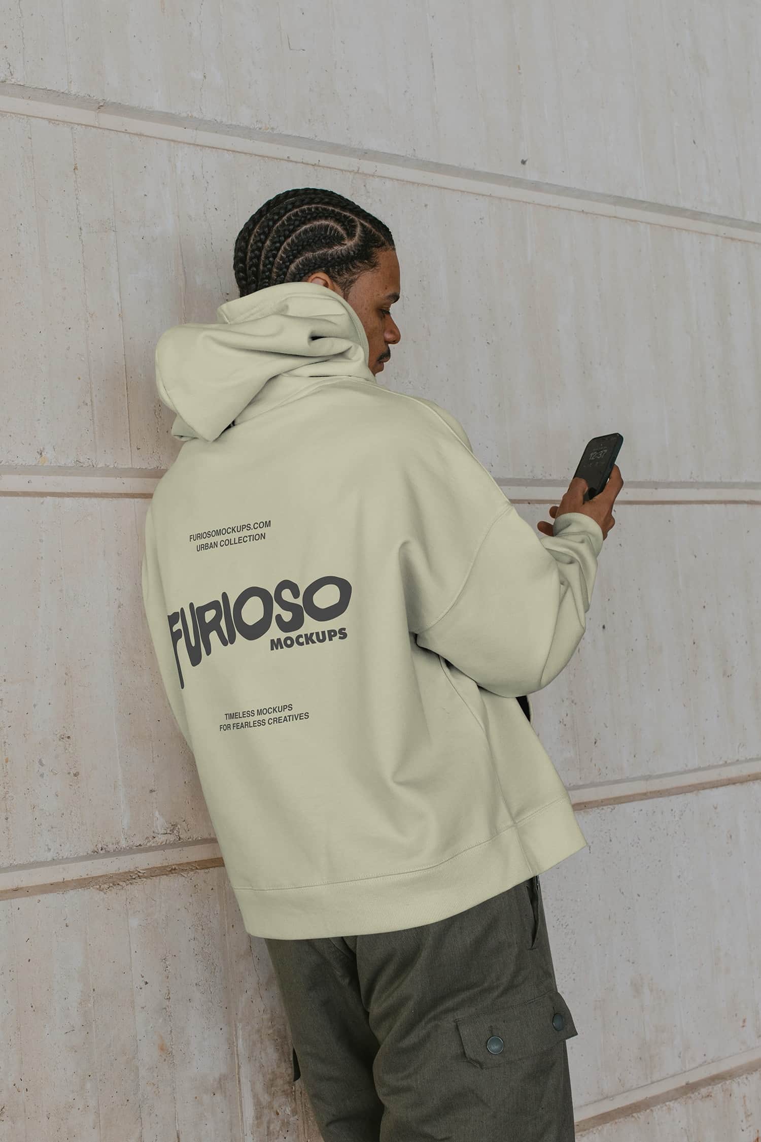 Hoodie Mockup 03UC Furioso Mockups