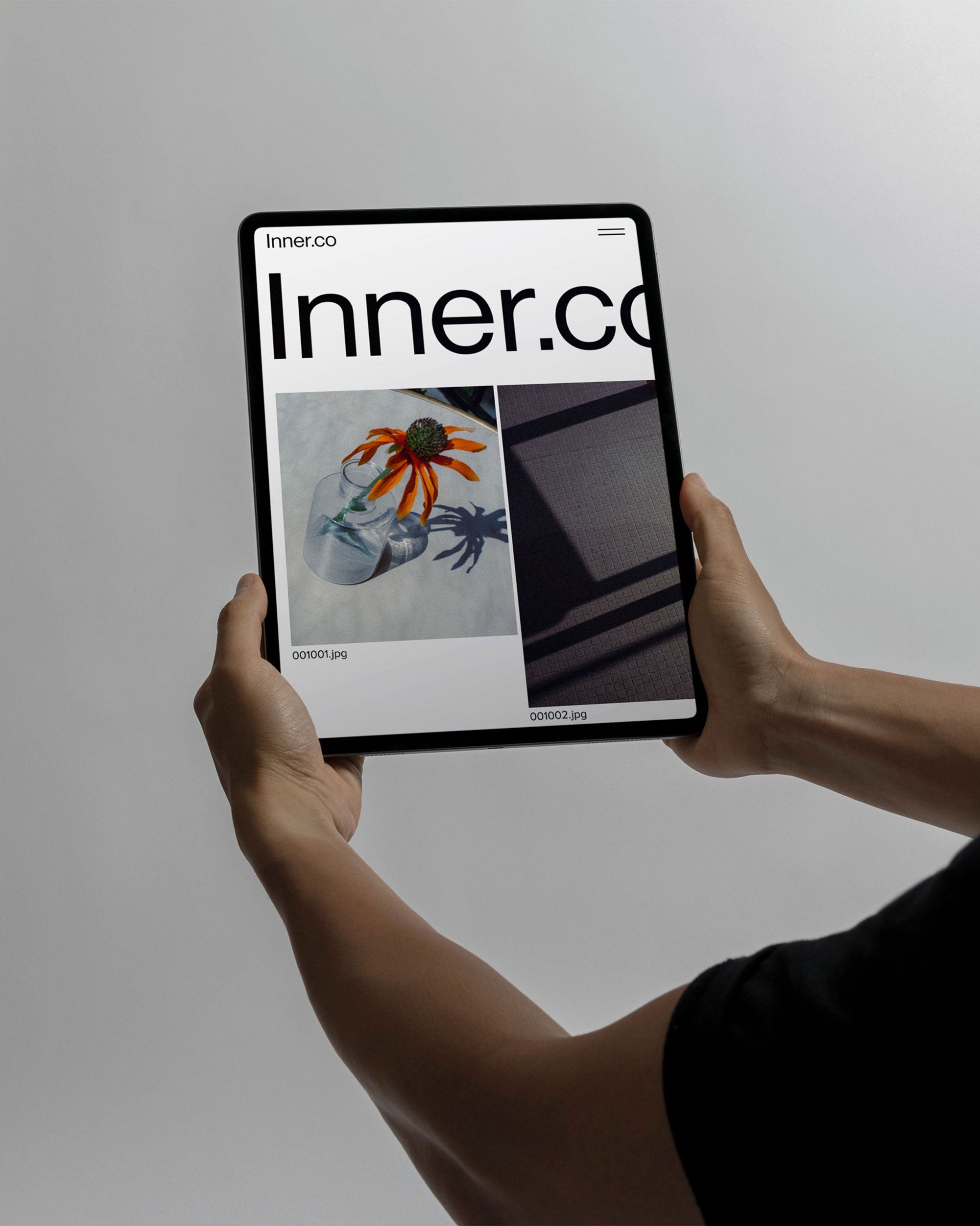 iPad Mockup 01 Akoya Mockups