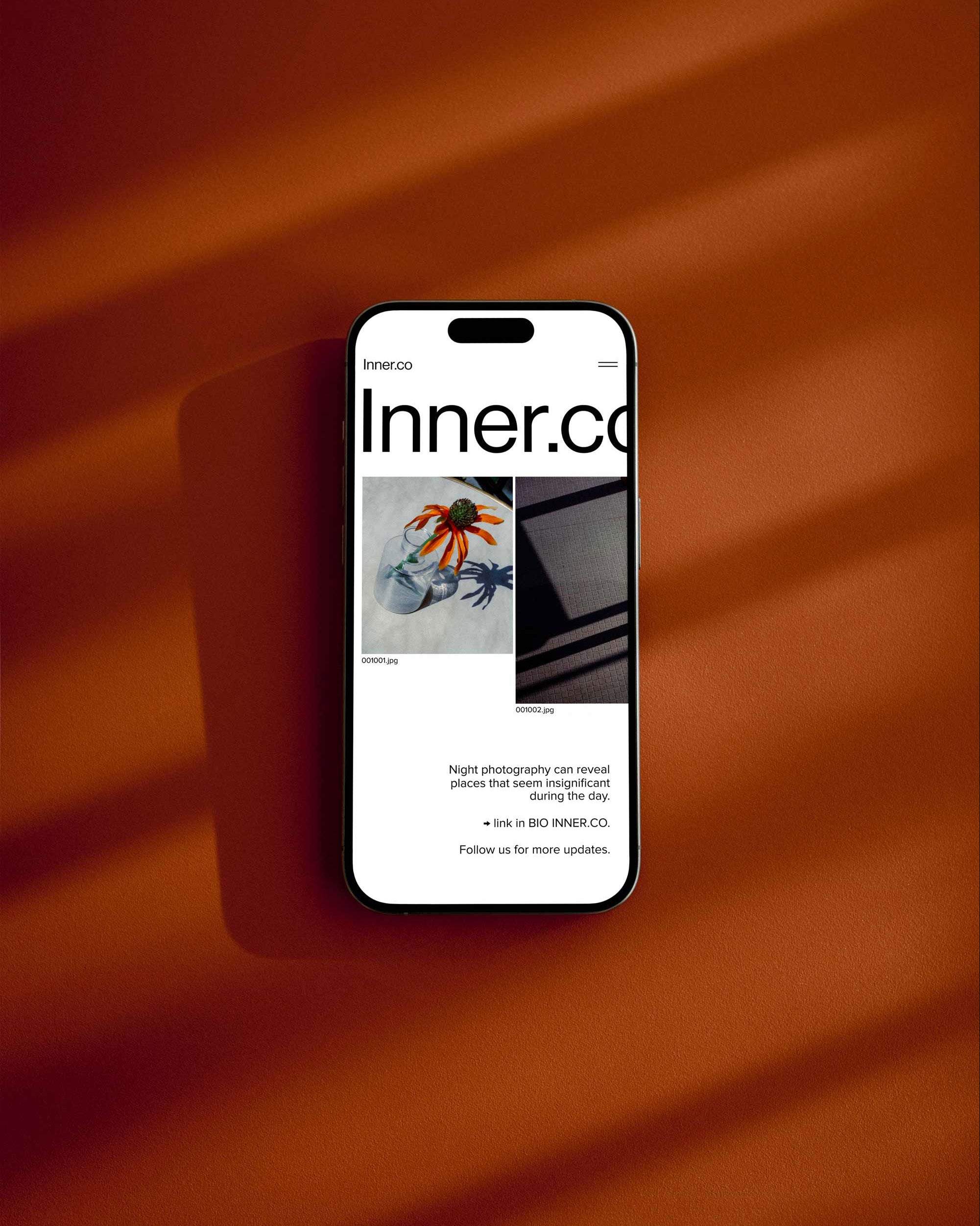 iPhone Mockup 031 Akoya Mockups