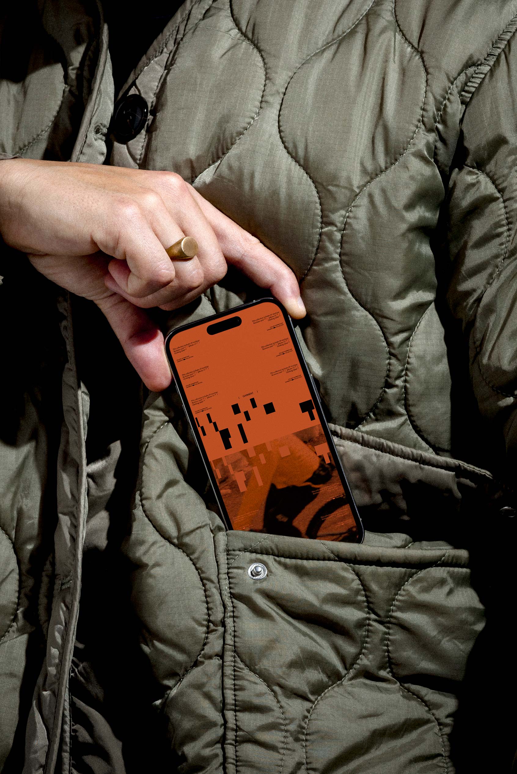 iPhone Mockup 047 Akoya Mockups