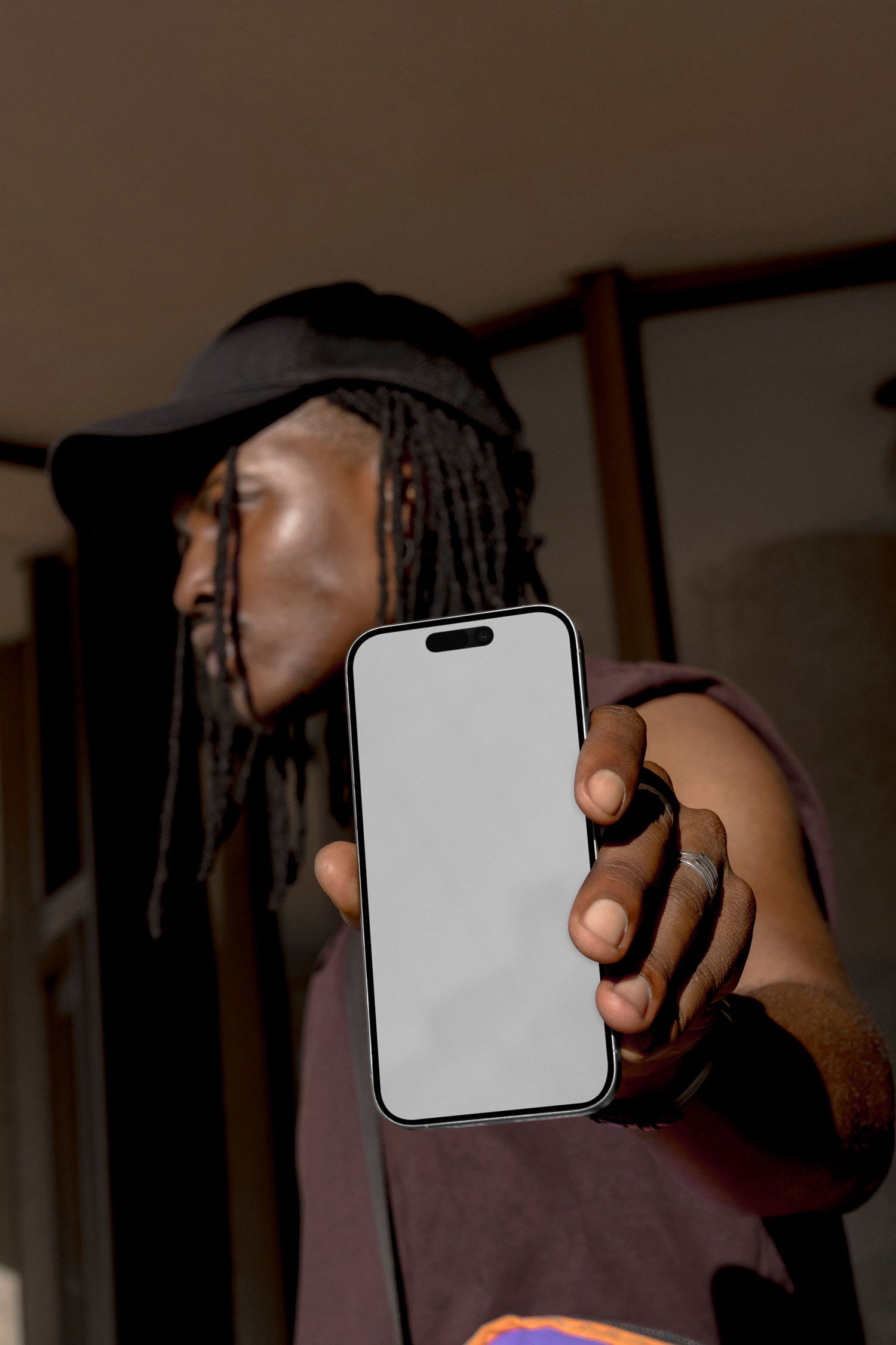 Sun Valley iPhone Mockup 062 Akoya Mockups