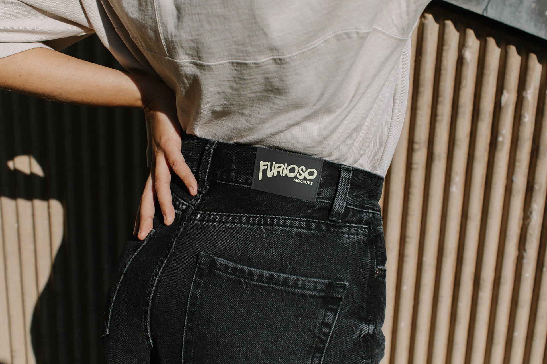 Label Mockup 02UC Furioso Mockups