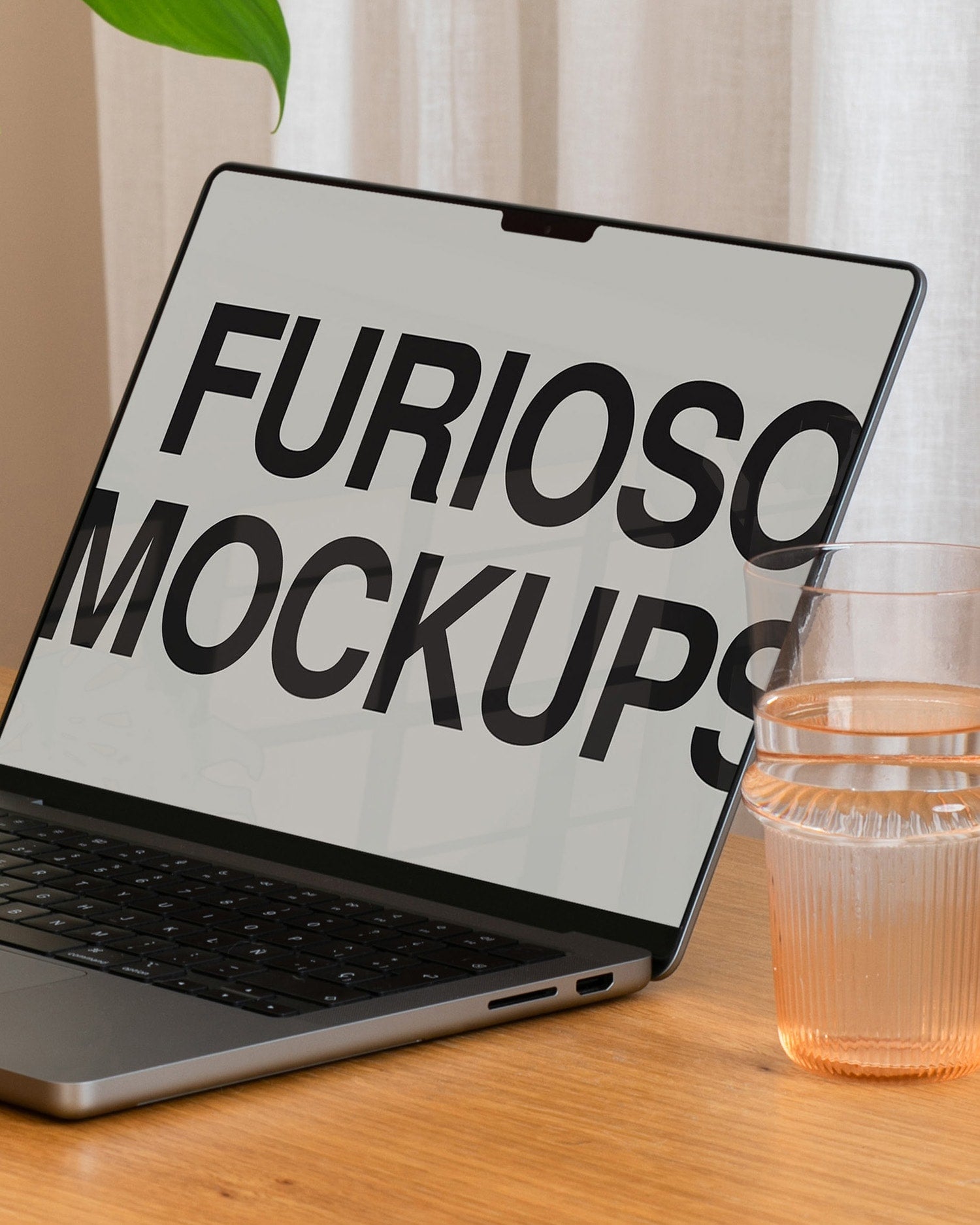 MacBook 06FM Furioso Mockups