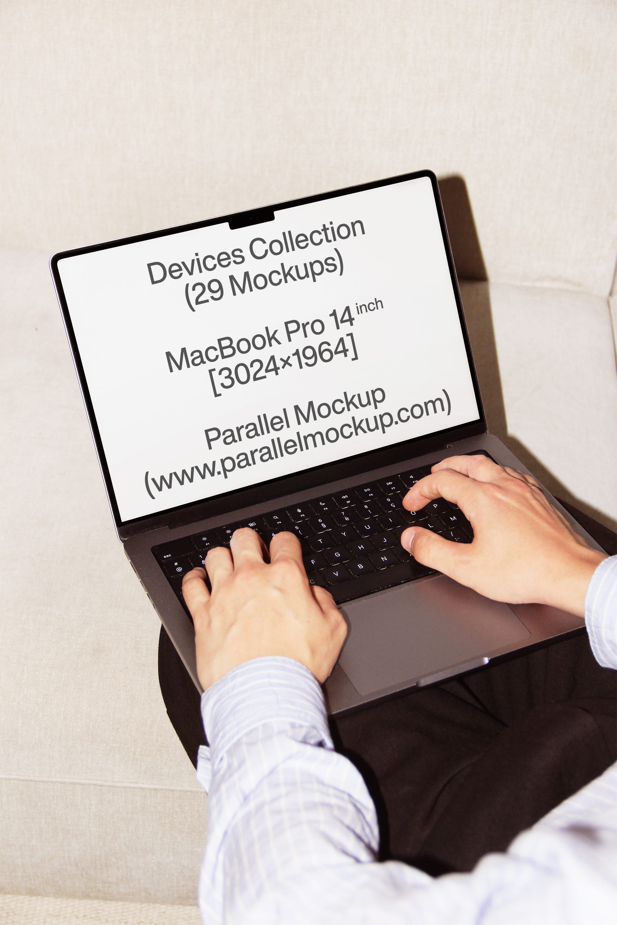 MacBook Mockup DE-A-23 Parallel Mockup