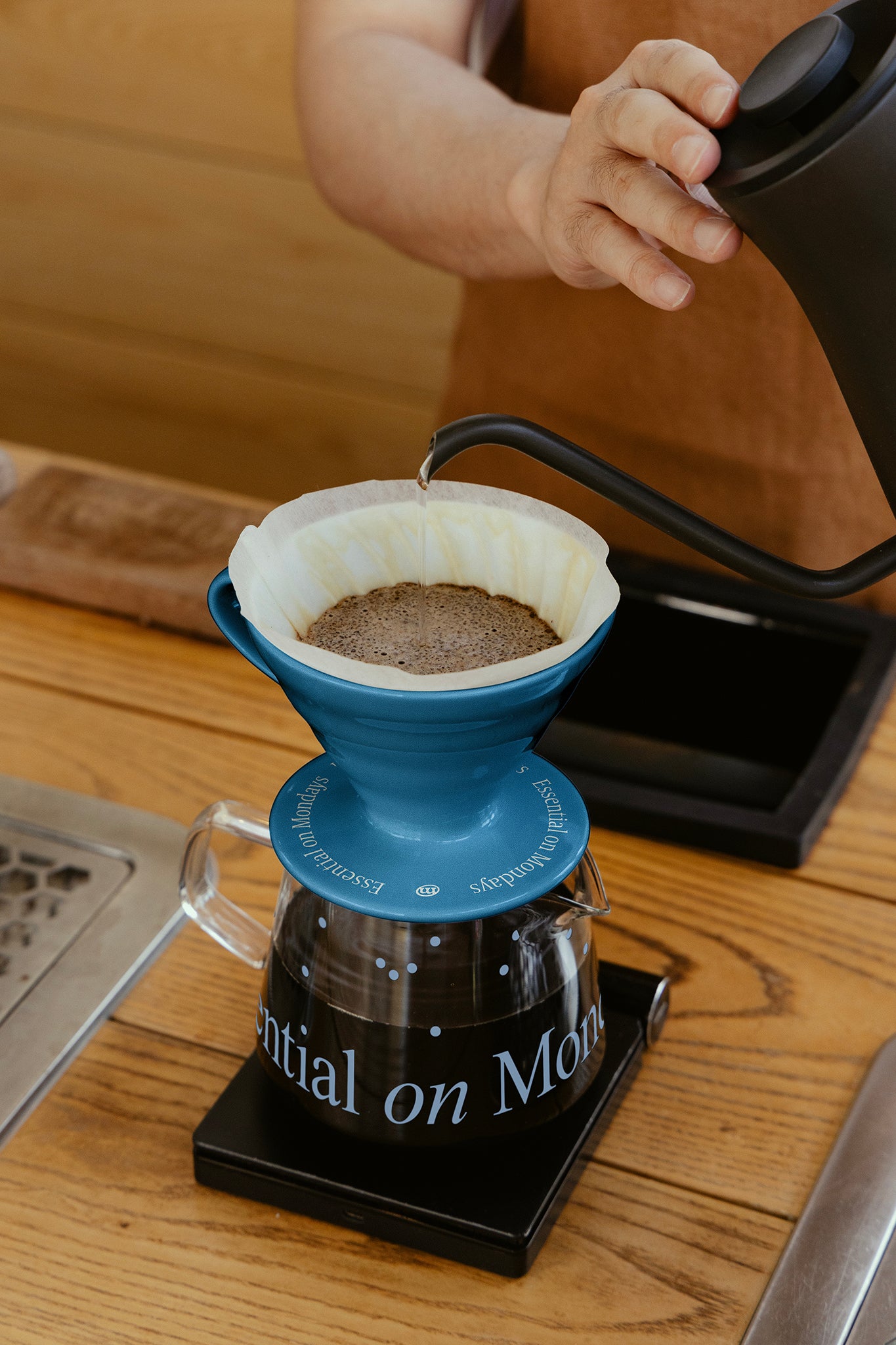 EoM Coffee Dripper 02