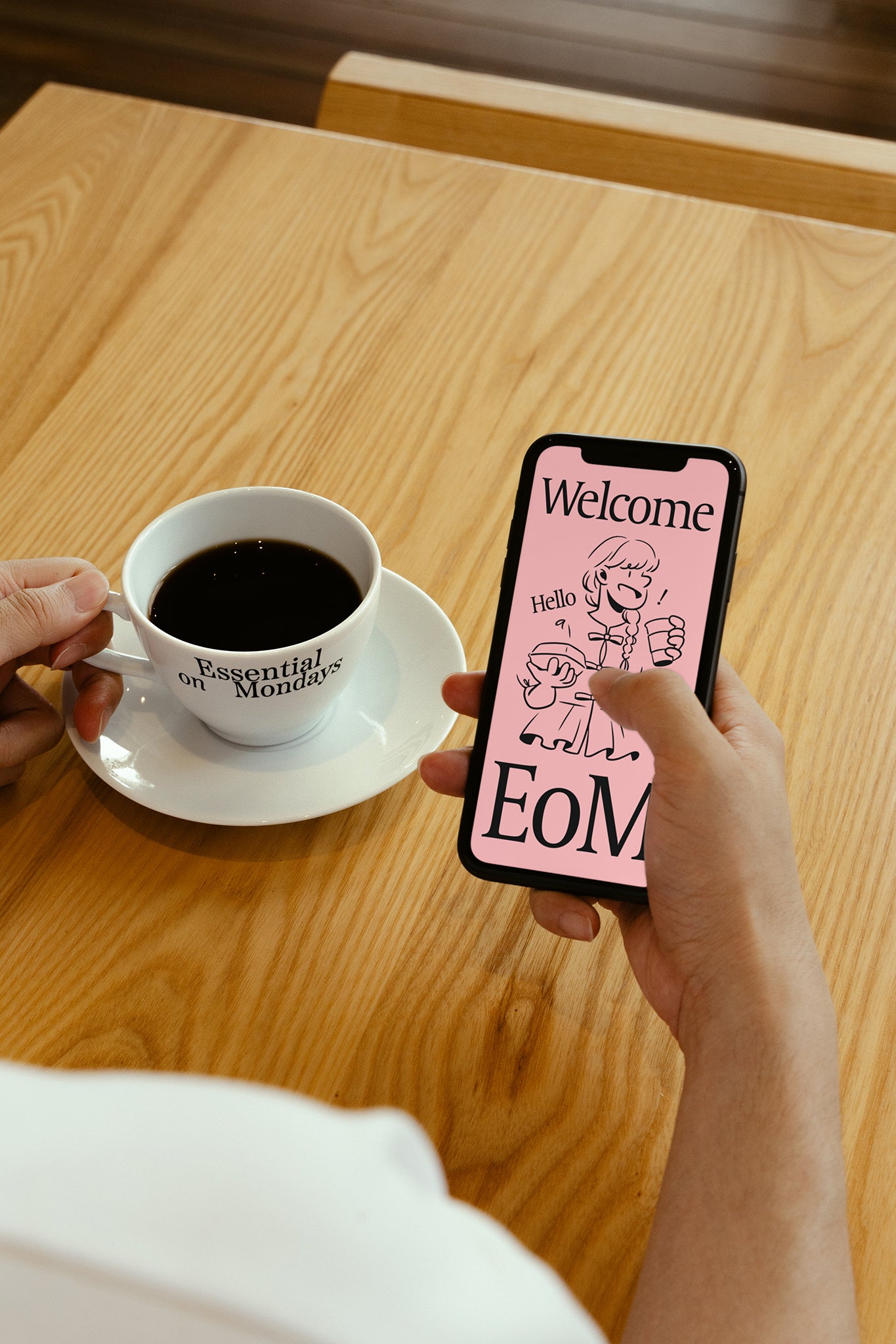 EoM iPhone