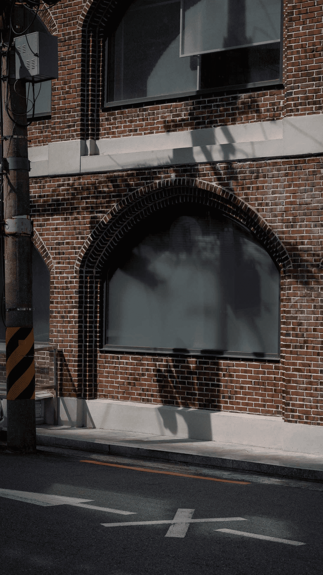 Seoul Storefront Mockup 01 Akoya Mockups