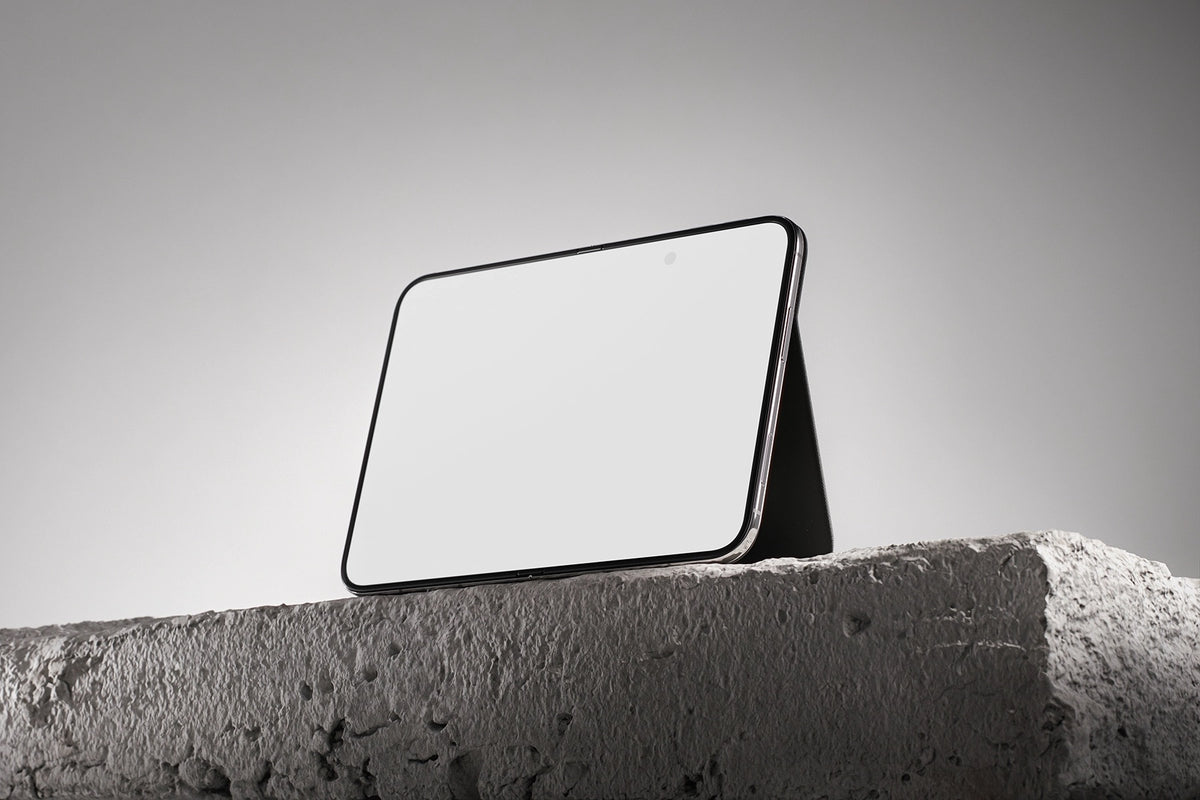 iPhone Duo Mockup 01 Ply