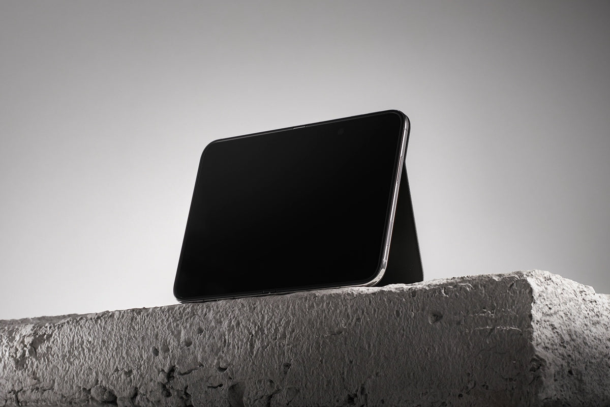 iPhone Duo Mockup 01 Ply