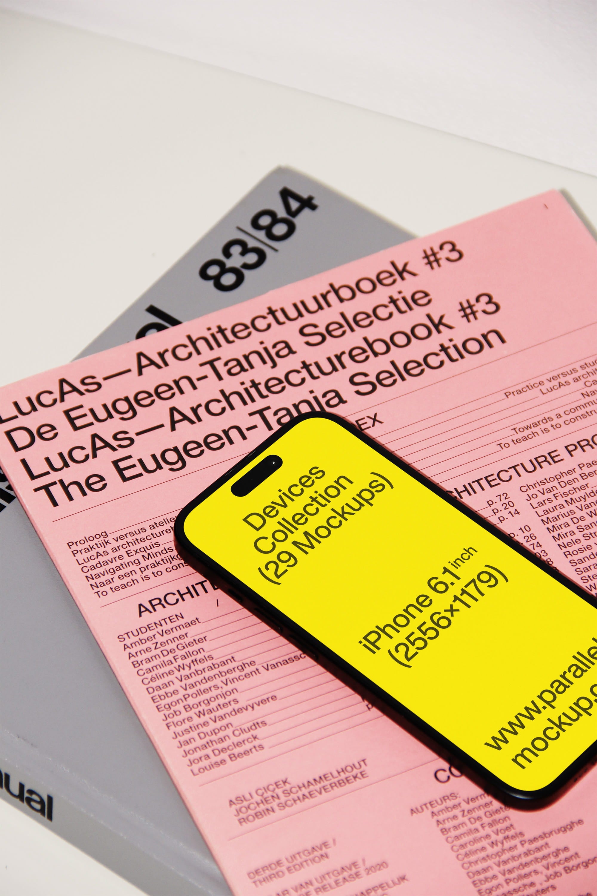 iPhone Mockup DE-A-13 Parallel Mockup