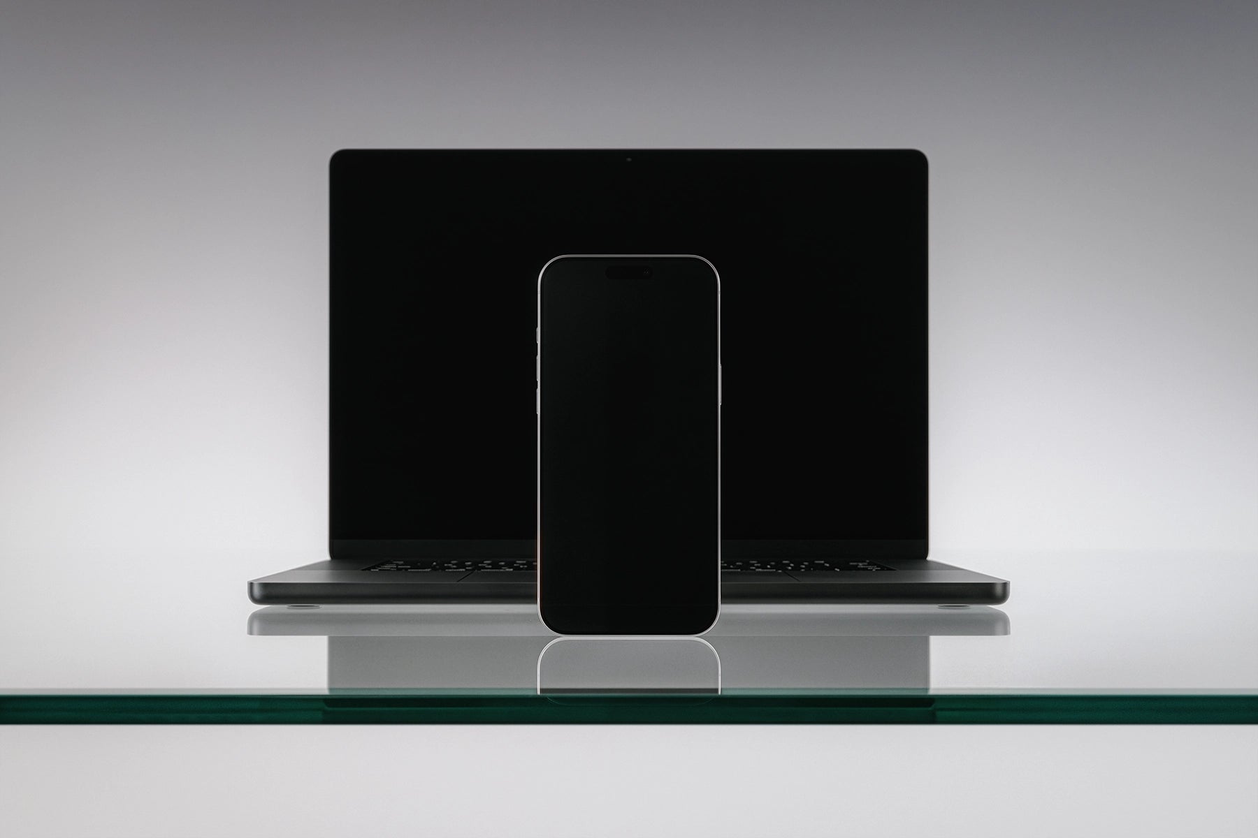 iPhone 17 Pro Max 01 Ply